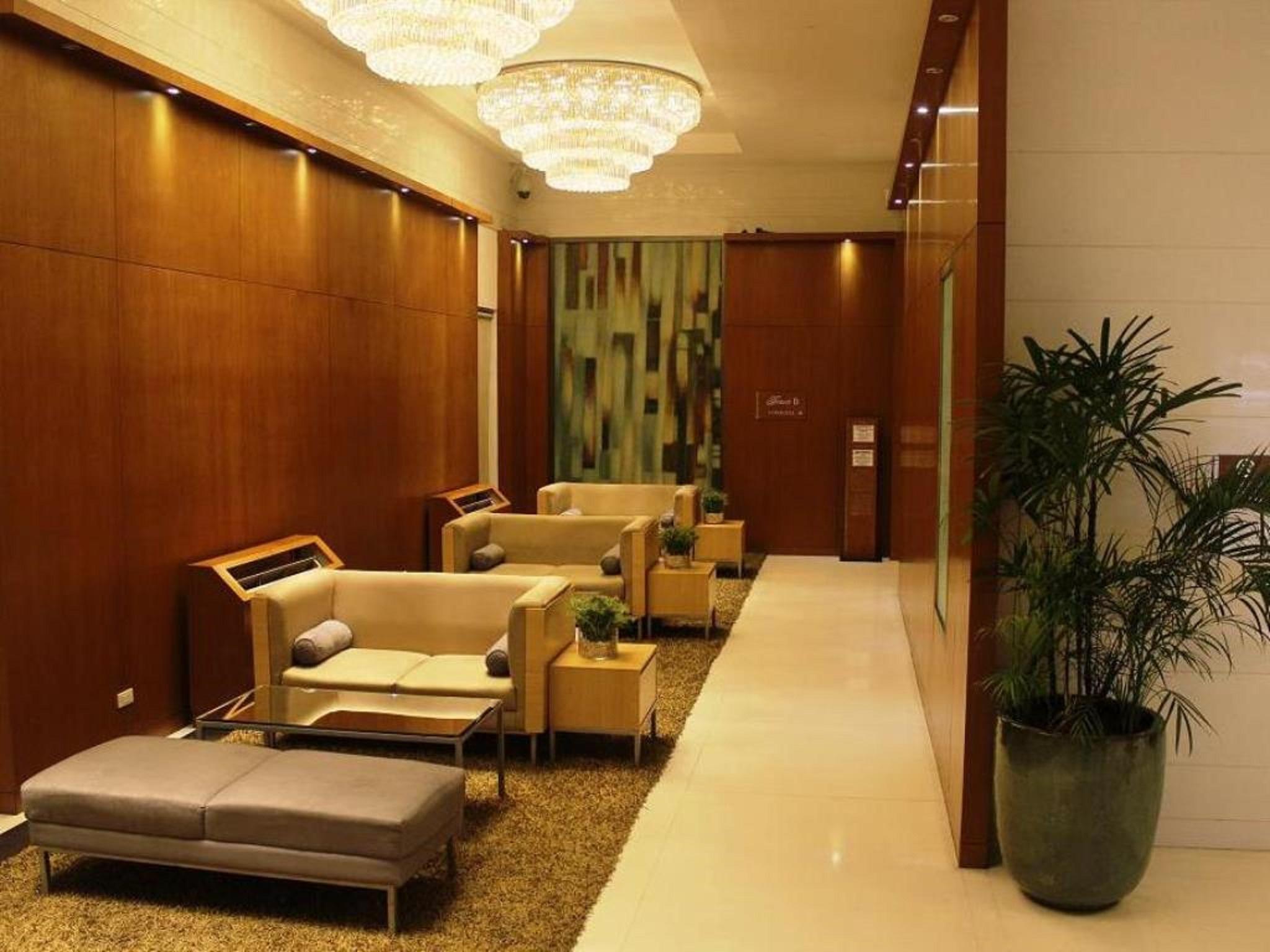 Aparthotel Bsa Twin Towers Mandaluyong Exteriér fotografie