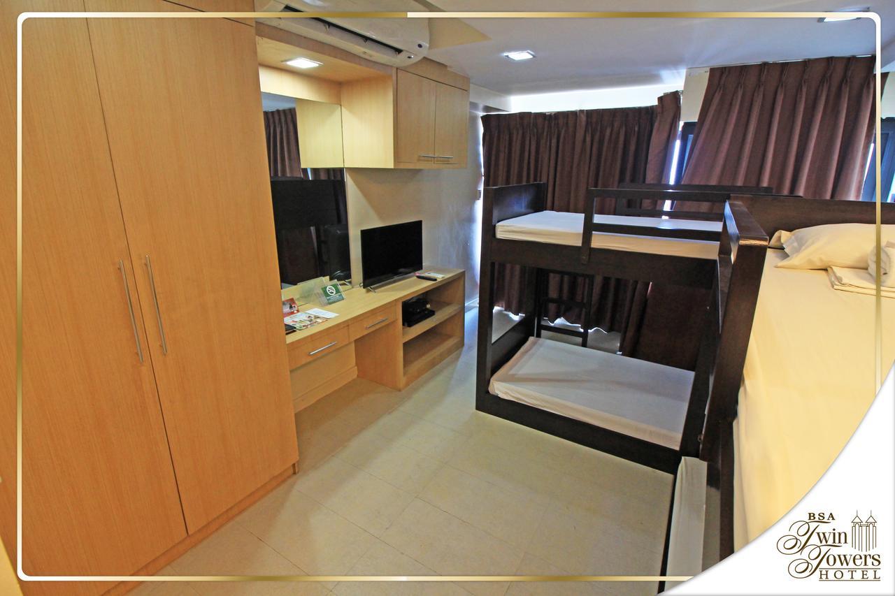 Aparthotel Bsa Twin Towers Mandaluyong Exteriér fotografie