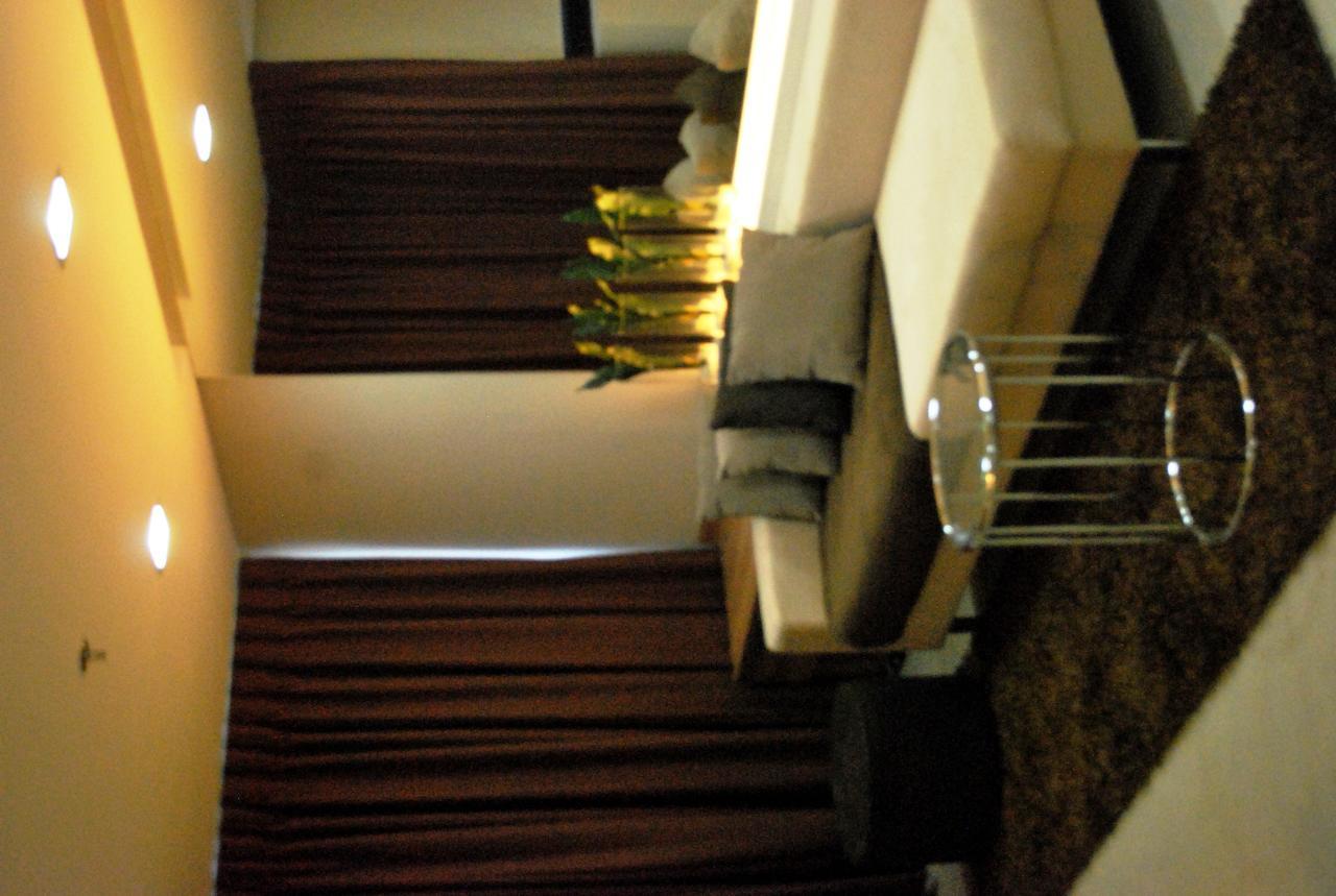 Aparthotel Bsa Twin Towers Mandaluyong Exteriér fotografie